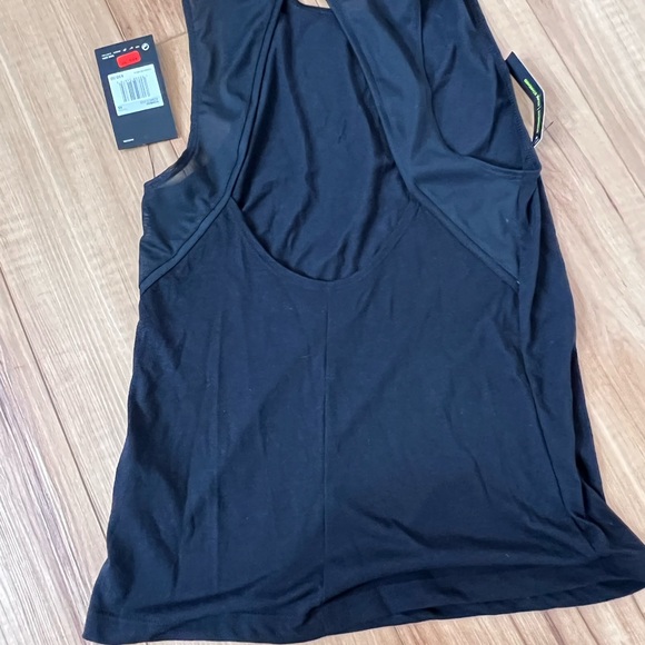 Nike womens dry tank studio open back black - Picture 4 of 4
